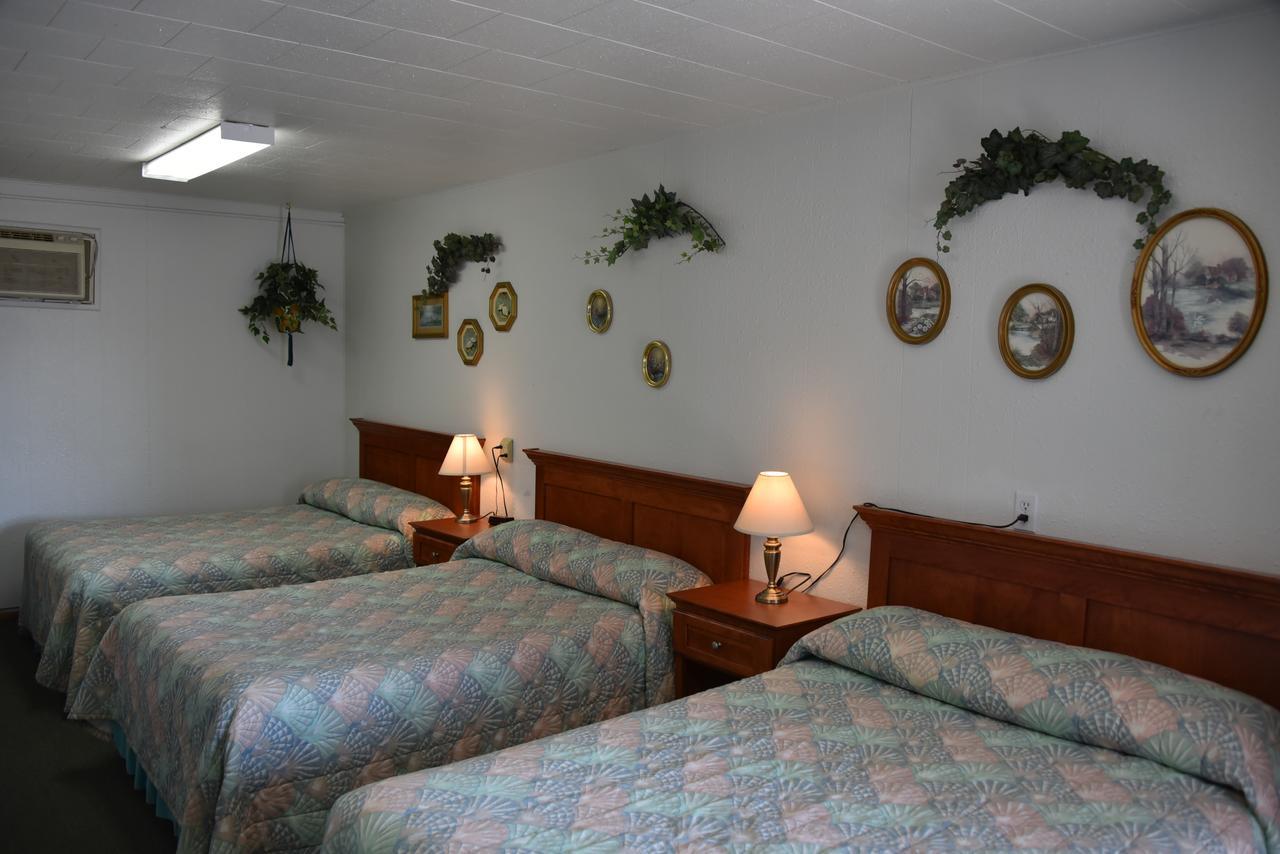Royals Inn Motel Malta Dış mekan fotoğraf